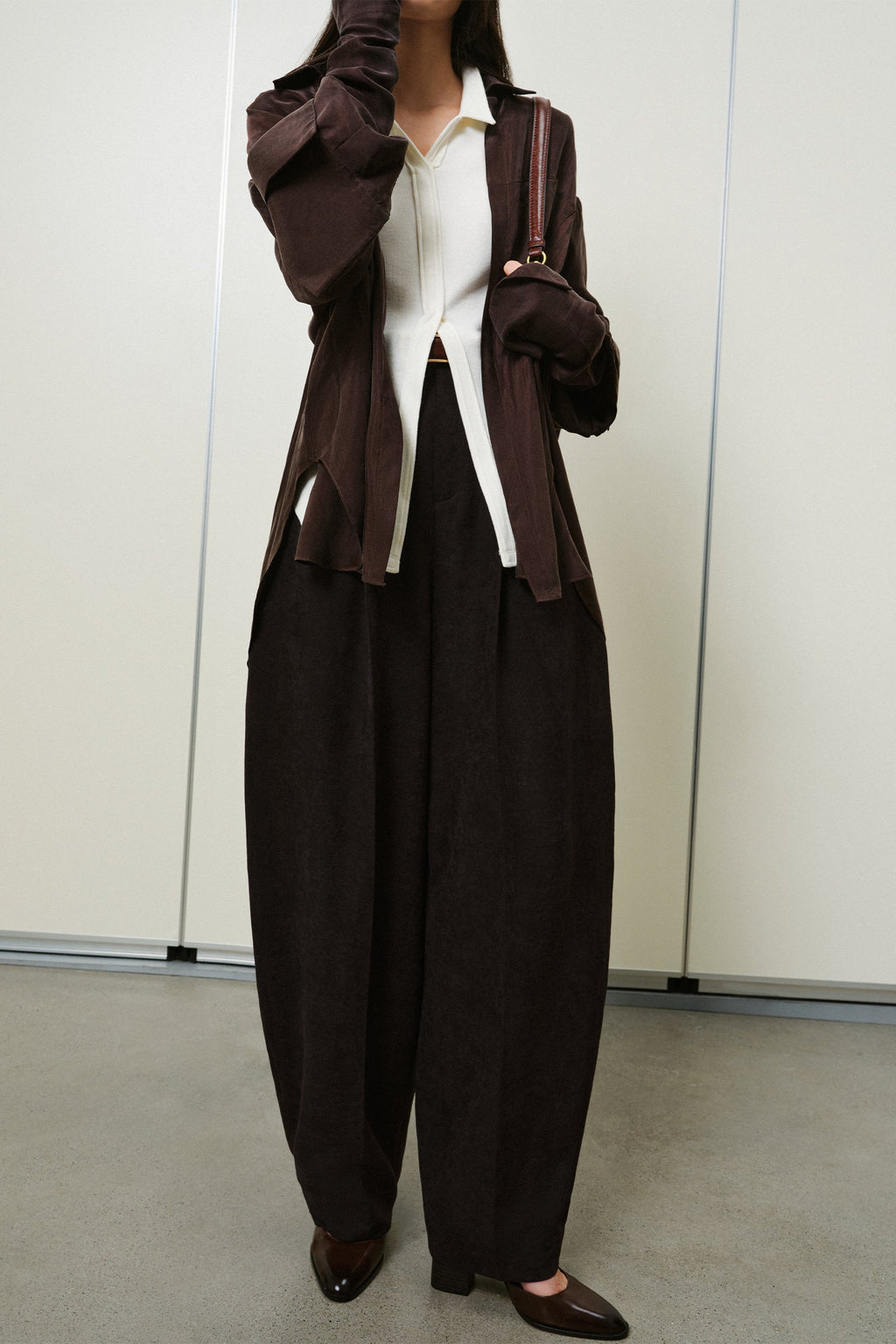 Pantalones estrechos al tobillo