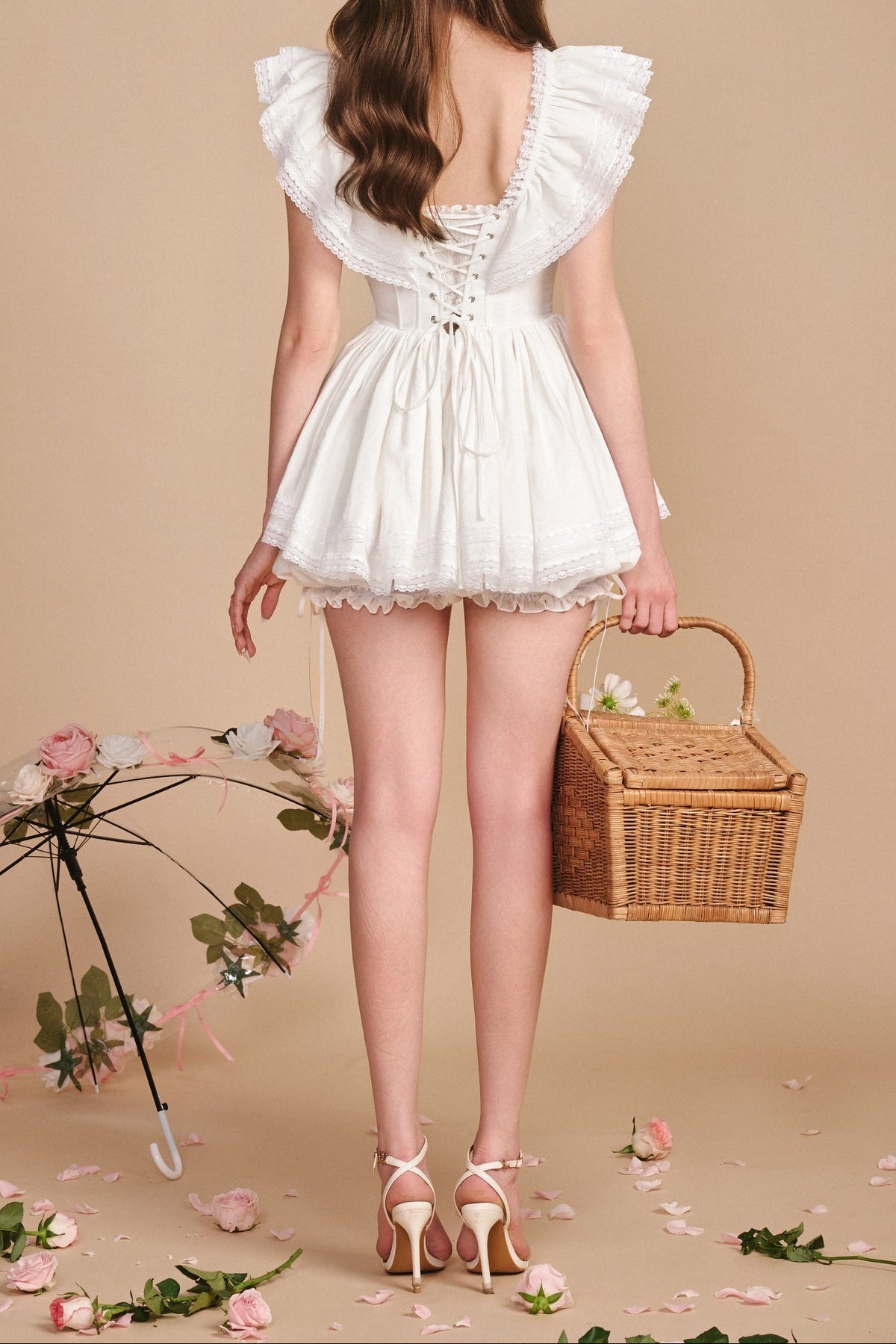 Minivestido con lazos