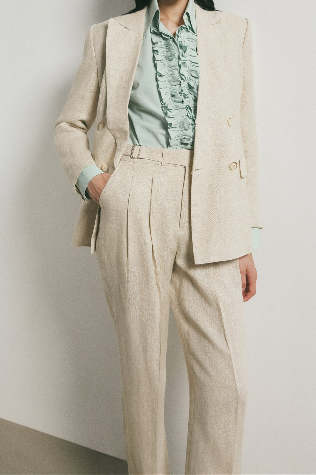 Pantalones plisados